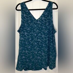 Old Navy women's Teal and blue sleeveless top size 1X
